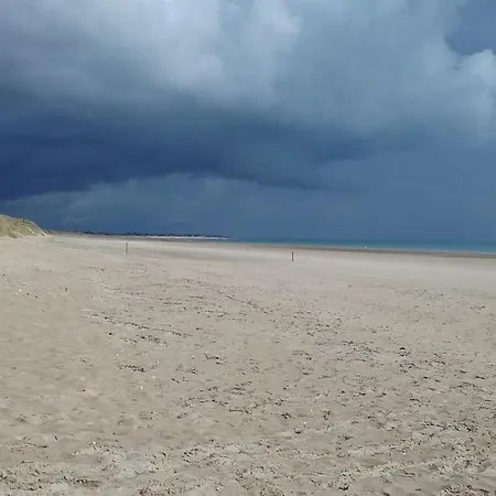 Дом отдыха Maison Proche De La Mer, Normandie Surville (Manche)