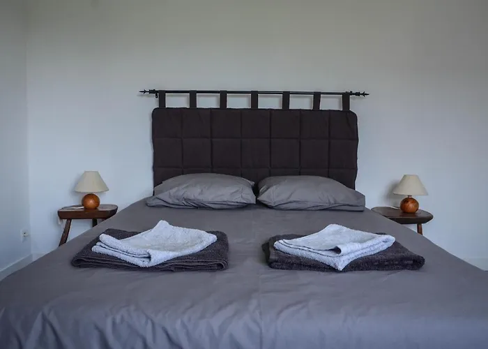 Maison Proche De La Mer, Normandie * Surville (Manche)