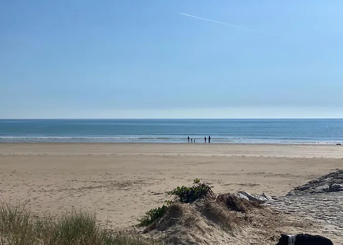 Holiday home Maison Proche De La Mer, Normandie Surville (Manche)